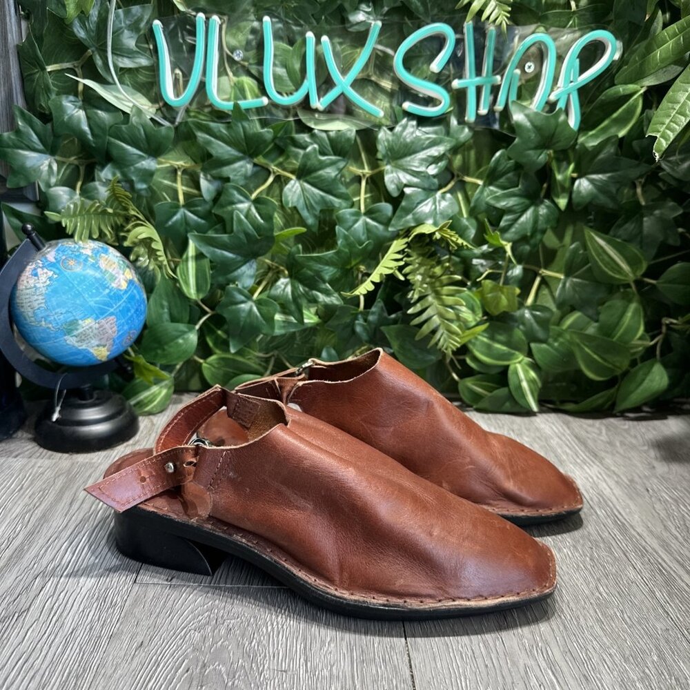 Hilos Buckle Rustic Leather Slip On Mules Women’s 8.5 Minimalist Quiet Luxury